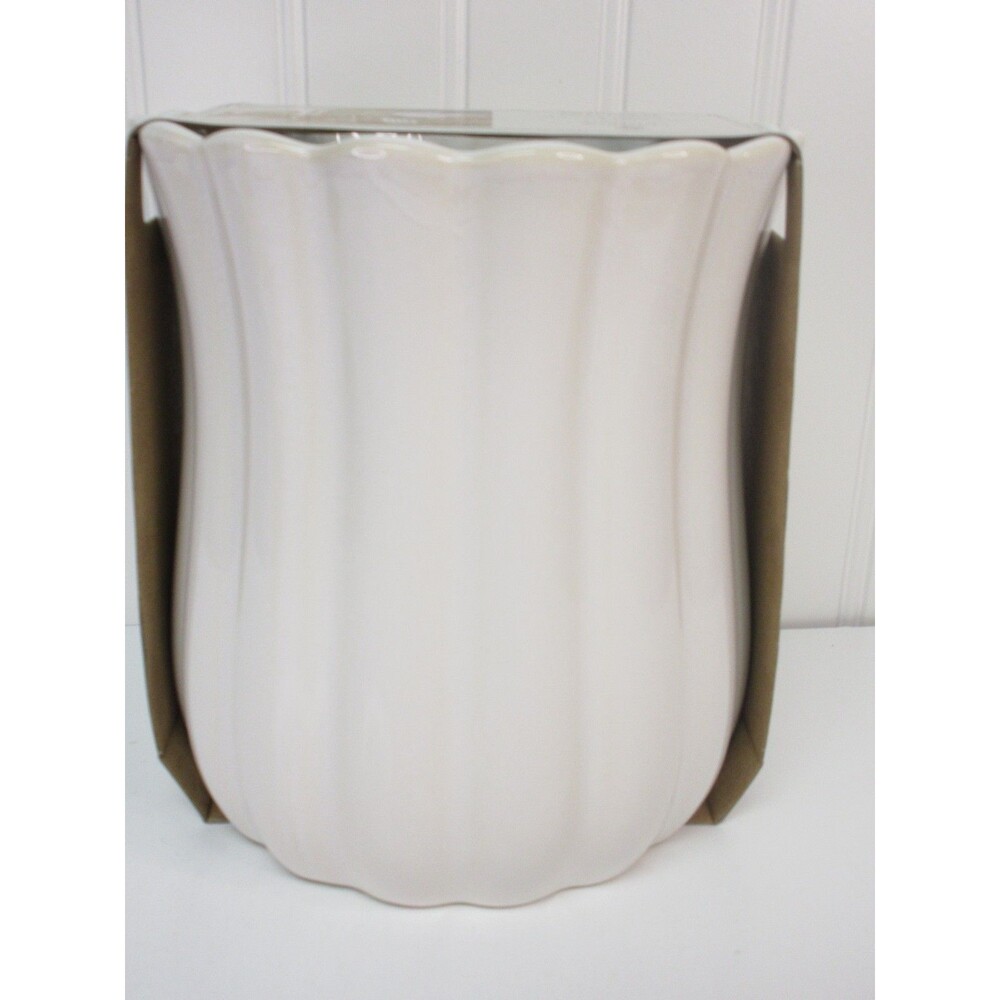 Pioneer Woman Colette Stoneware Utensil Holder White Scalloped Farmhouse Crock - Picture 8 of 11